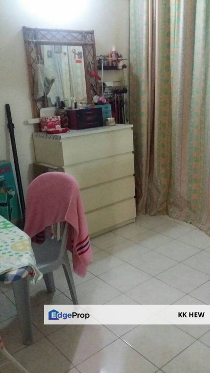 TAMAN SEMENYIH MEWAH, SEMENYIH, SELANGOR 2 STOREY TERRACE HOUSE FOR RENT RM1600, Selangor, Semenyih