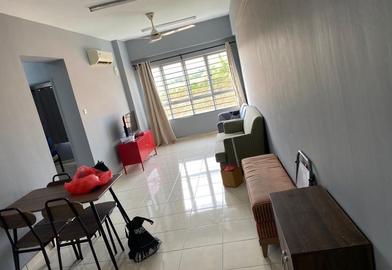 The Residence 1 @ Tiara East