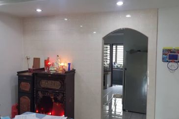 Taman Pinggiran Putra