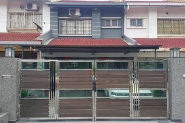 Taman Pinggiran Putra