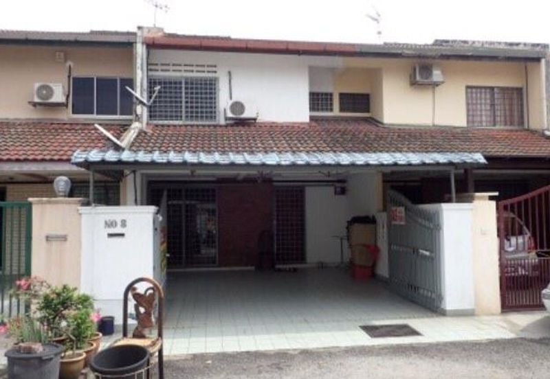 Taman Muhibbah, Serdang