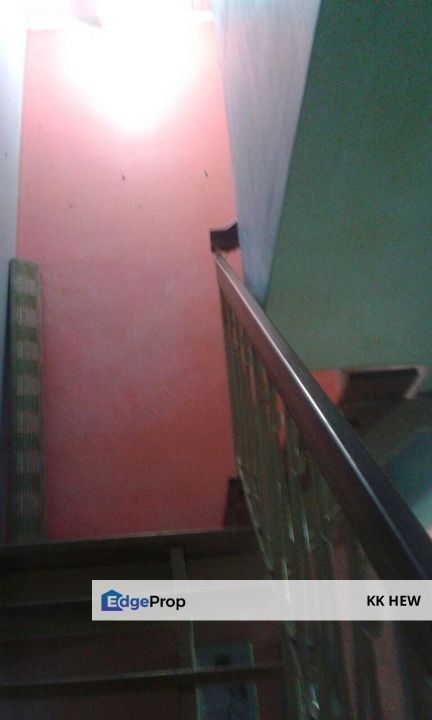 TAMAN SEMENYIH RIA, SEMENYIH, SELANGOR 2 STOREY TERRACE HOUSE FOR RENT, Selangor, Semenyih