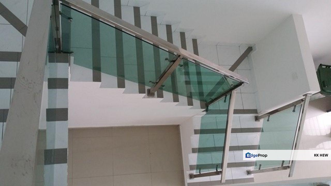 SEMENYIH PARKLANDS, SEMENYIH, SELANGOR 2 STOREY TERRACE HOUSE FOR SALE, Selangor, Semenyih