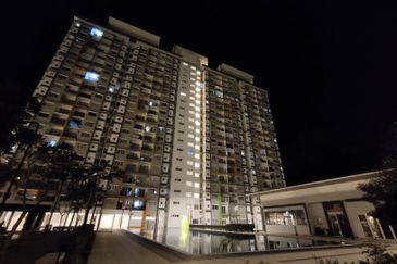 D'Cerrum Apartment @ Setia EcoHill