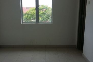 Taman Anggerik Villa