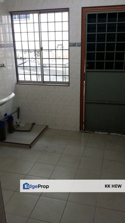 TAMAN BUKIT MEWAH, KAJANG, SELANGOR 2 STOREY TERRACE HOUSE FOR RENT (BASIC UNIT), Selangor, Kajang