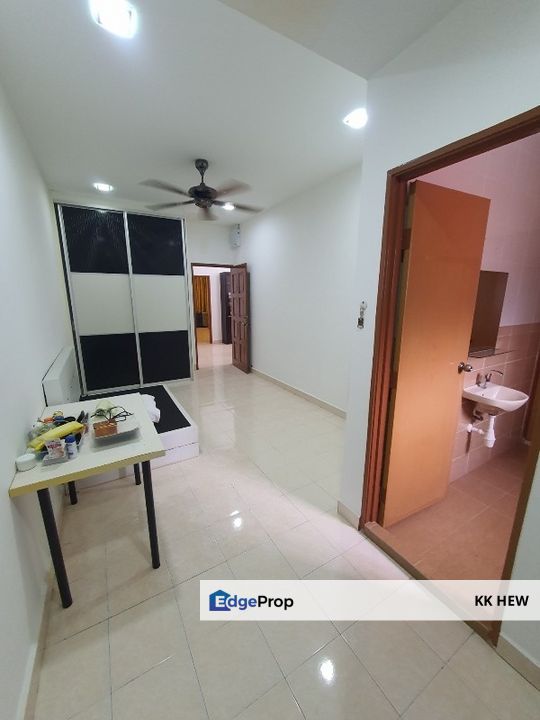 TAMAN BUKIT MEWAH, KAJANG, SELANGOR 2 STOREY TERRACE HOUSE FOR SALE (PARTIALLY FURNISHED), Selangor, Kajang
