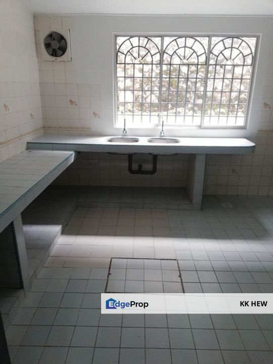 TAMAN BUKIT MEWAH, KAJANG, SELANGOR 2 STOREY TERRACE HOUSE FOR RENT RM2200, Selangor, Kajang