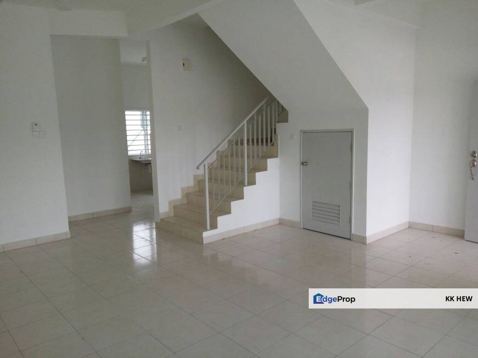 HILLPARK 3, PHASE 2 (CASSIA), SEMENYIH, SELANGOR 2 STOREY TERRACE HOUSE FOR SALE RM650K, Selangor, Semenyih