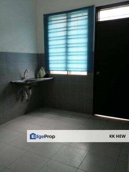 HILLPARK, KAJANG, SELANGOR 2 STOREY TERRACE HOUSE FOR SALE RM610K, Selangor, Kajang