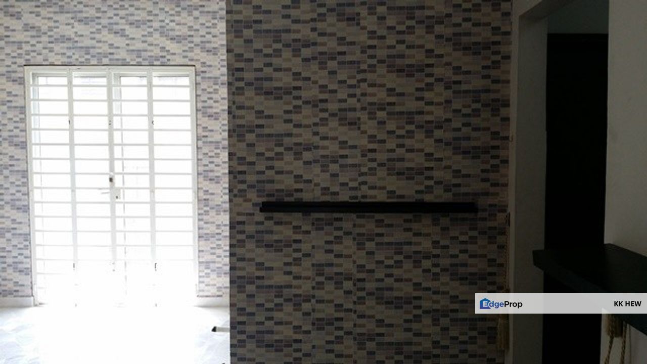 JALAN IMPIAN INDAH, KAJANG, SELANGOR 2 STOREY TERRACE HOUSE FOR SALE (RENOVATED), Selangor, Kajang