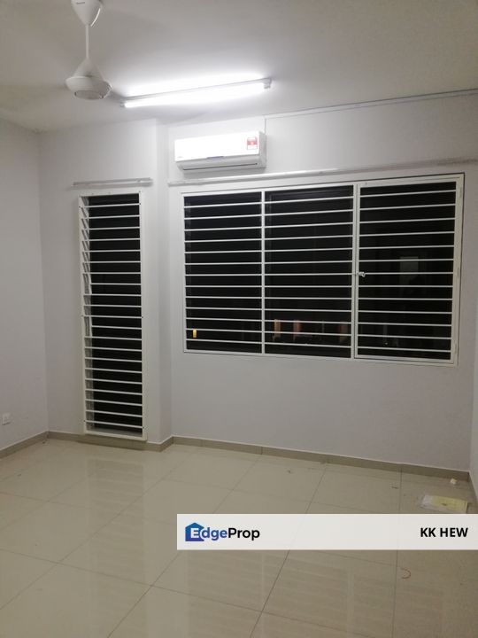 KAJANG EAST, SEMENYIH, SELANGOR 2 STOREY TERRACE HOUSE FOR RENT RM2,500, Selangor, Semenyih