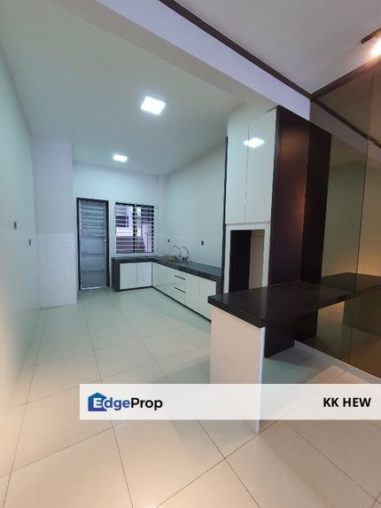 KAJANG EAST, SEMENYIH, SELANGOR 2 STOREY TERRACE HOUSE FOR SALE (RENOVATED) , Selangor, Semenyih