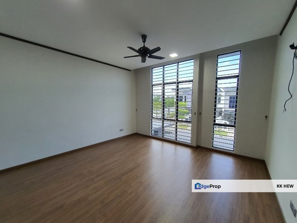 KAJANG EAST, SEMENYIH, SELANGOR 2 STOREY TERRACE HOUSE FOR RENT (RENOVATED), Selangor, Semenyih