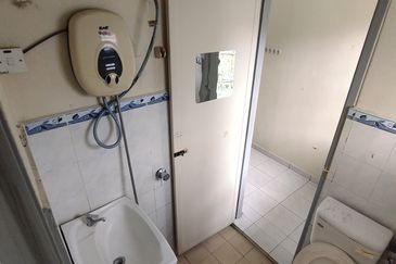 Taman Sri Mawar Semenyih For Rent 