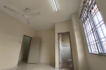 Taman Sri Mawar Semenyih For Rent 