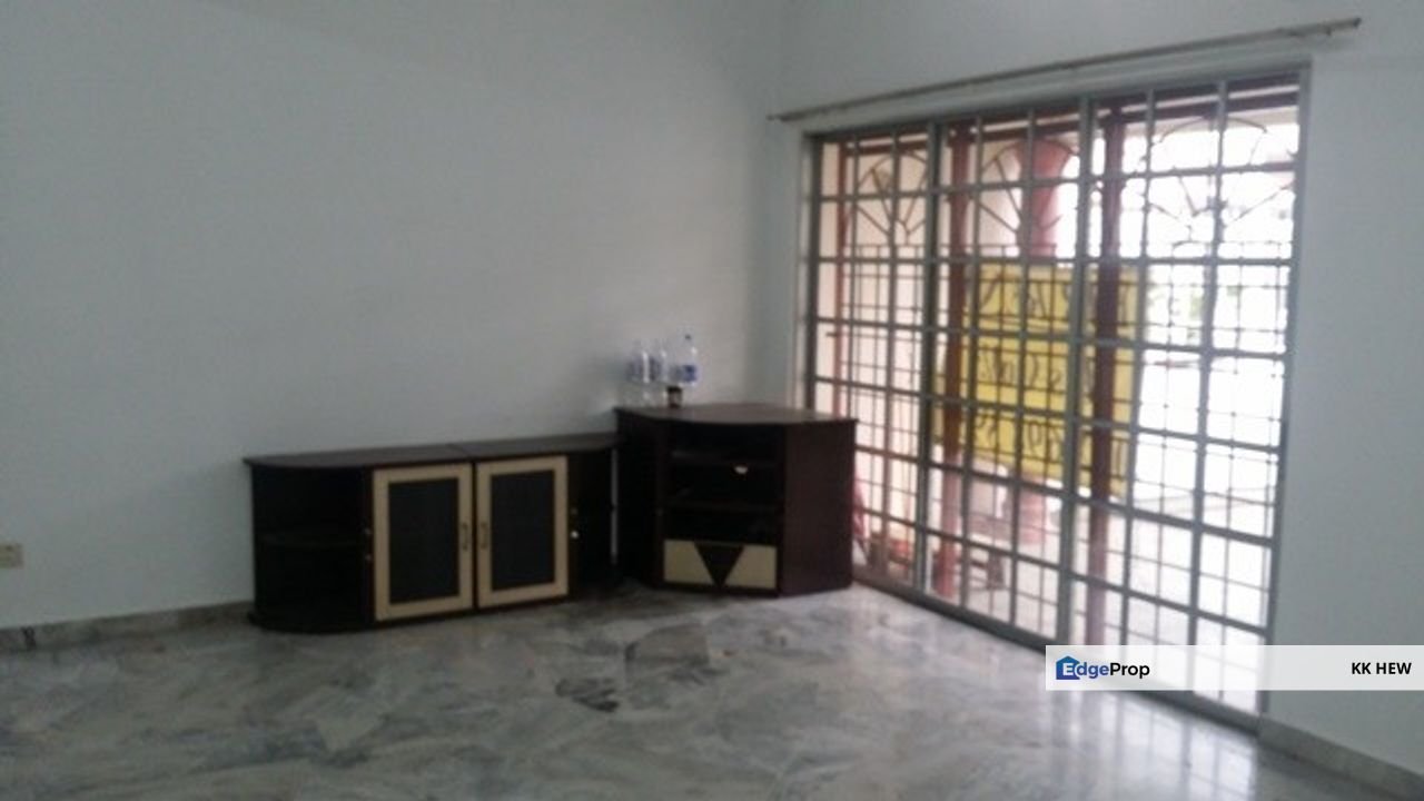 TAMAN KAJANG PRIMA, KAJANG, SELANGOR 2 STOREY TERRACE HOUSE FOR SALE (BASIC UNIT), Selangor, Kajang