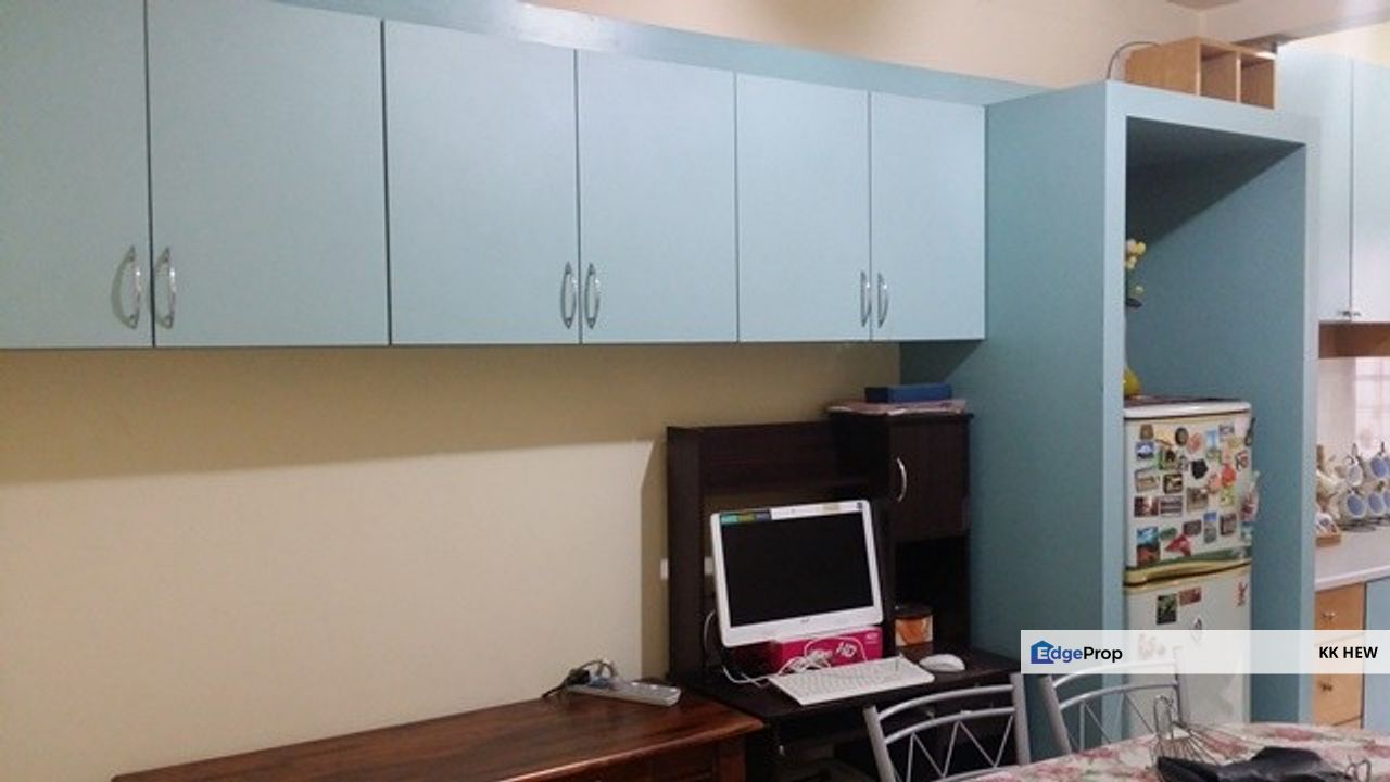 TAMAN KAJANG PRIMA, KAJANG, SELANGOR 2 STOREY TERRACE HOUSE FOR RENT (PARTIALLY FURNISHED), Selangor, Kajang