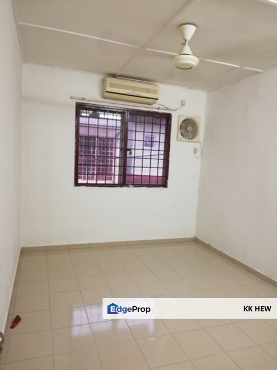 TAMAN KAJANG PRIMA, KAJANG, SELANGOR 2 STOREY TERRACE HOUSE FOR RENT RM2,400, Selangor, Kajang