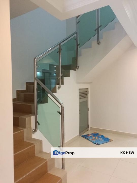 TAMAN KAJANG PRIMA, KAJANG, SELANGOR 2 STOREY TERRACE HOUSE FOR SALE RM650K, Selangor, Kajang