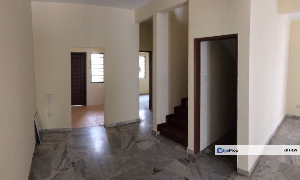 TAMAN KAJANG PRIMA, KAJANG, SELANGOR 2 STOREY TERRACE HOUSE FOR RENT (BASIC), Selangor, Kajang