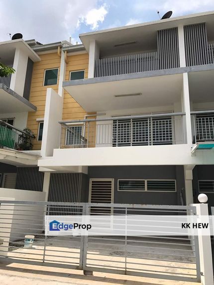 NADAYU 92, SEMENYIH, SELANGOR 3 STOREY TERRACE HOUSE FOR SALE (BASIC UNIT), Selangor, Semenyih