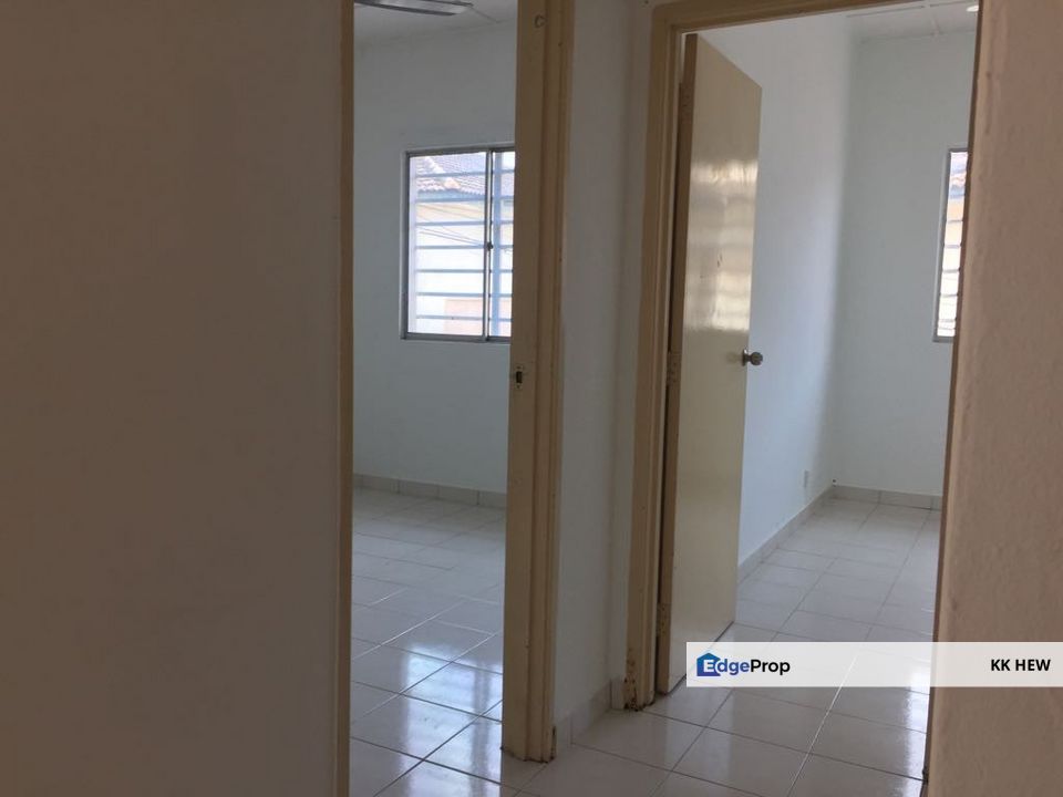 TAMAN PRIMA SAUJANA, KAJANG, SELANGOR 2 STOREY TERRACE HOUSE FOR SALE (END LOT & EXTENDED), Selangor, Kajang