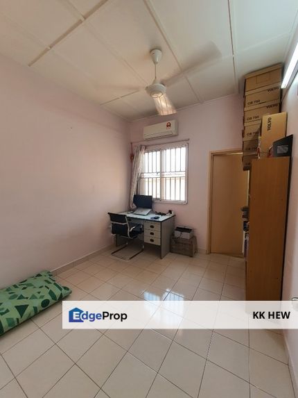 TAMAN PRIMA SAUJANA, KAJANG, SELANGOR 2 STOREY TERRACE HOUSE FOR SALE RM700K, Selangor, Kajang