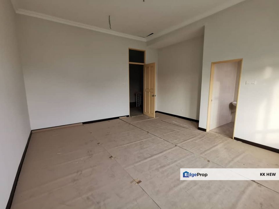 PUNCAK SAUJANA, KAJANG, SELANGOR 2 STOREY TERRACE HOUSE FOR RENT, Selangor, Kajang