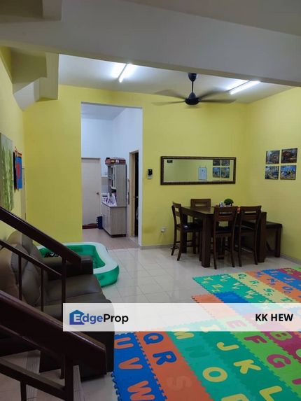 PUNCAK SAUJANA, KAJANG, SELANGOR 2 STOREY TERRACE HOUSE FOR RENT RM2,200, Selangor, Kajang