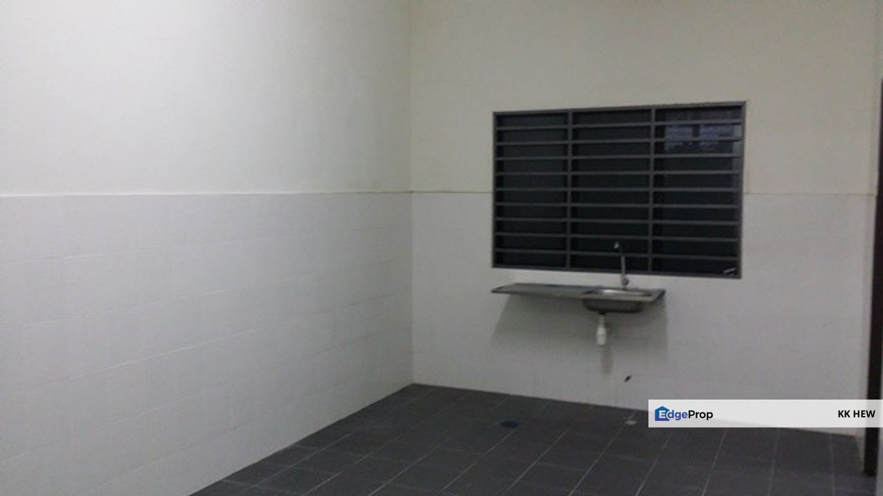 PUNCAK SAUJANA, KAJANG, SELANGOR 2 STOREY TERRACE HOUSE FOR SALE RM750,000, Selangor, Kajang