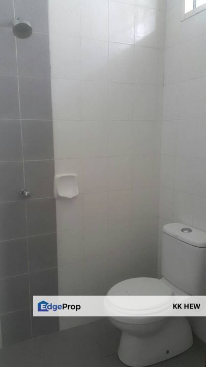 PUNCAK SAUJANA, KAJANG, SELANGOR 2 STOREY TERRACE HOUSE FOR SALE RM740,000, Selangor, Kajang