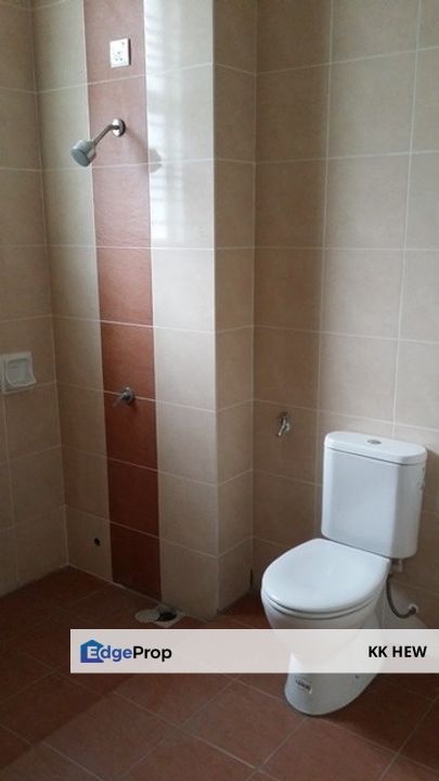 PUNCAK SAUJANA, KAJANG, SELANGOR 2 STOREY TERRACE HOUSE FOR RENT RM1,700, Selangor, Kajang