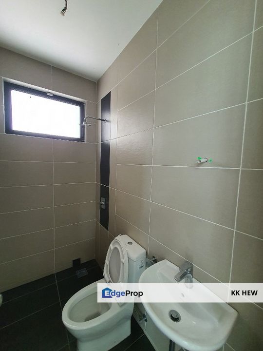 SAUJANA HEIGHTS @ TAMAN PUNCAK SAUJANA, KAJANG, SELANGOR 3 STOREY SEMI-D HOUSE FOR RENT, Selangor, Kajang