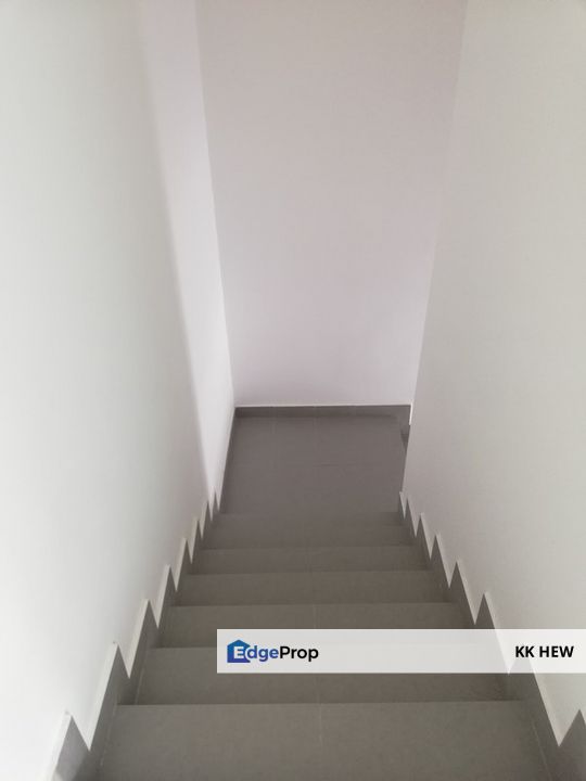 SAUJANA HEIGHTS @ TAMAN PUNCAK SAUJANA, KAJANG, SELANGOR 2 STOREY SUPERLINK HOUSE FOR RENT, Selangor, Kajang