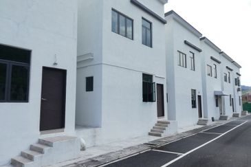 Saujana Heights @ Taman Puncak Saujana