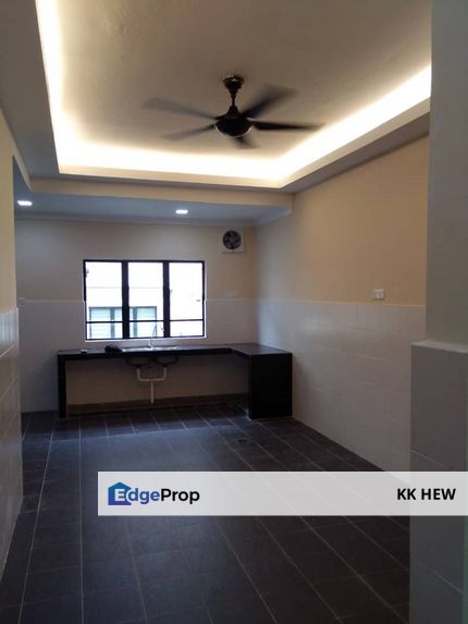 PUNCAK SAUJANA, KAJANG, SELANGOR 2 STOREY TERRACE HOUSE FOR SALE (FULLY RENOVATED), Selangor, Kajang