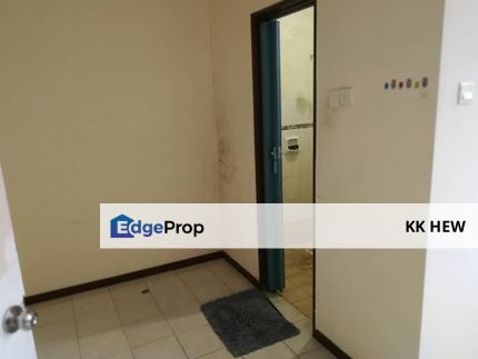 PUNCAK UTAMA, KAJANG, SELANGOR 2 STOREY TERRACE HOUSE FOR RENT RM500K, Selangor, Kajang