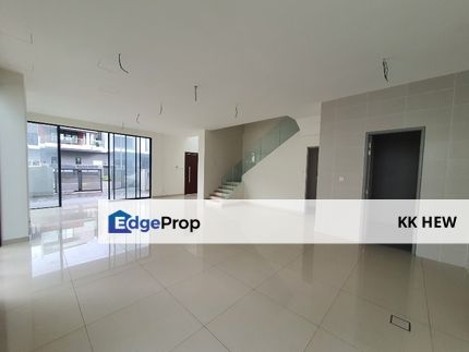 TAMAN PRIMA SAUJANA, KAJANG, SELANGOR 3 STOREY SUPERLINK HOUSE FOR SALE, Selangor, Kajang