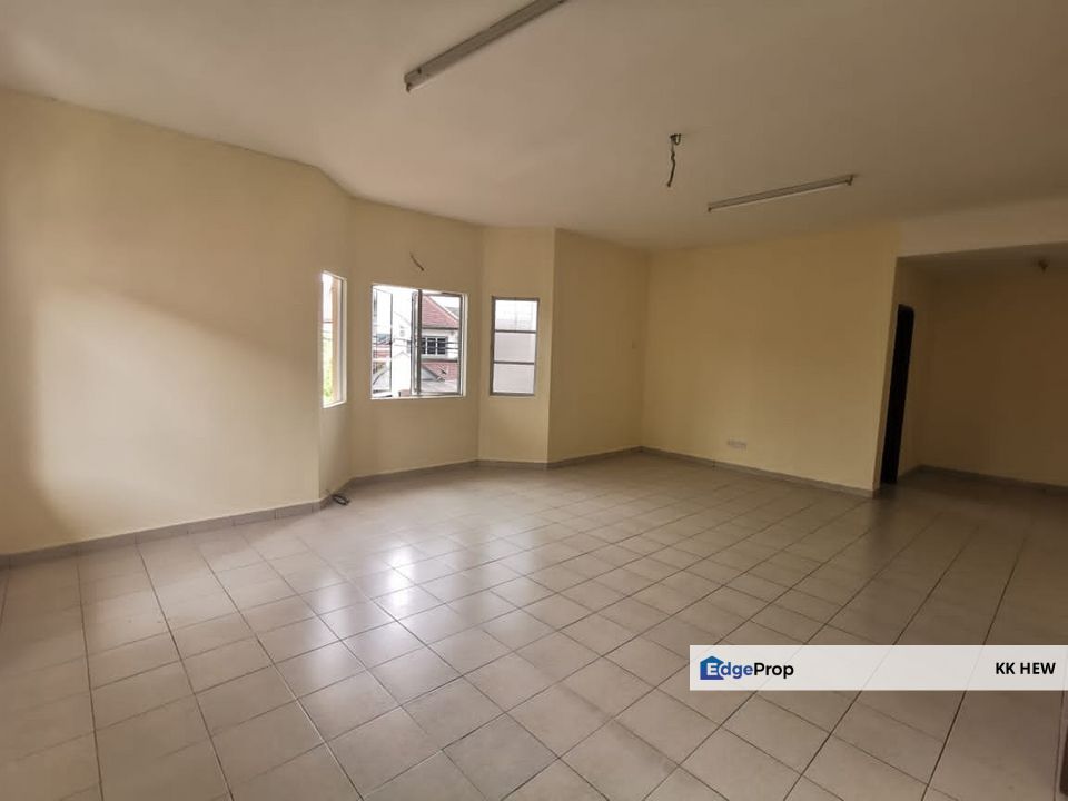 TAMAN PINGGIRAN SAUJANA, KAJANG, SELANGOR 2 STOREY SEMI-D HOUSE FOR RENT, Selangor, Kajang