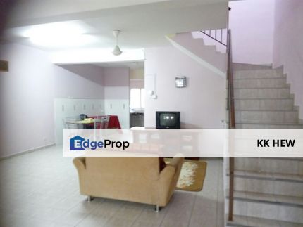 TAMAN SUTERA, KAJANG, SELANGOR 2 STOREY TERRACE HOUSE FOR SALE (PARTIALLY FURNISHED), Selangor, Kajang