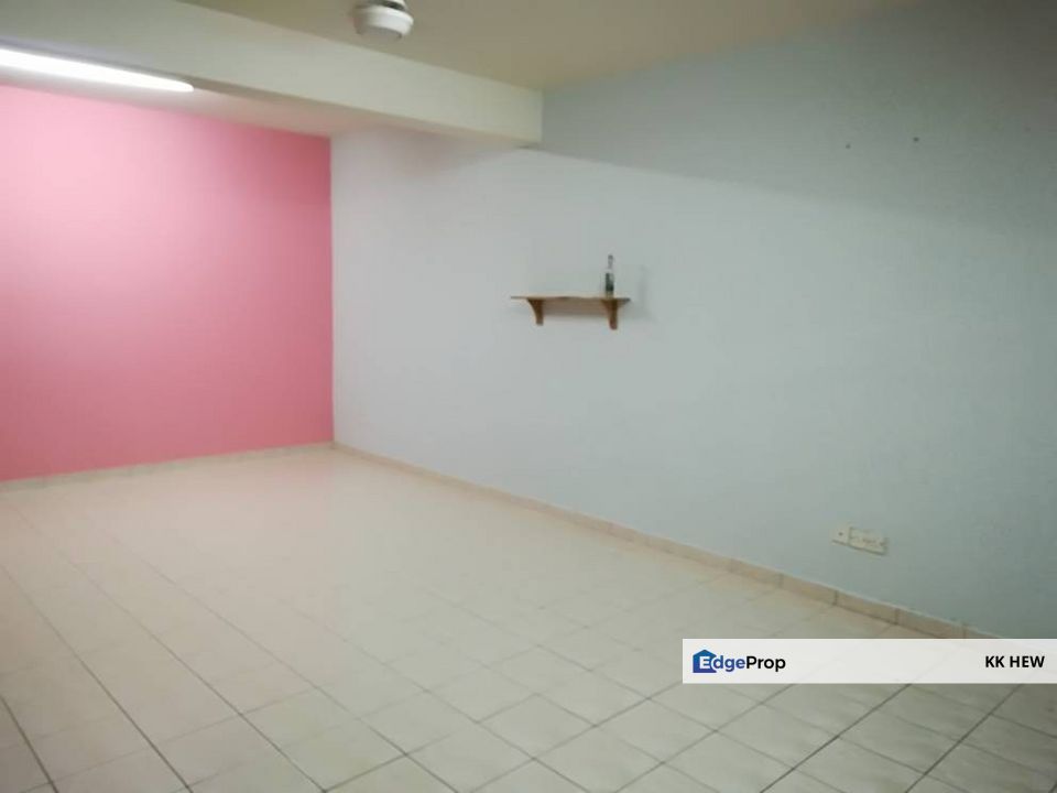 TAMAN HARMONI, SEMENYIH, SELANGOR 2 STOREY TERRACE HOUSE FOR SALE RM530K, Selangor, Semenyih