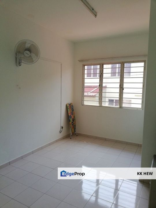 TAMAN HARMONI, SEMENYIH, SELANGOR 2 STOREY TERRACE HOUSE FOR SALE (END LOT), Selangor, Semenyih