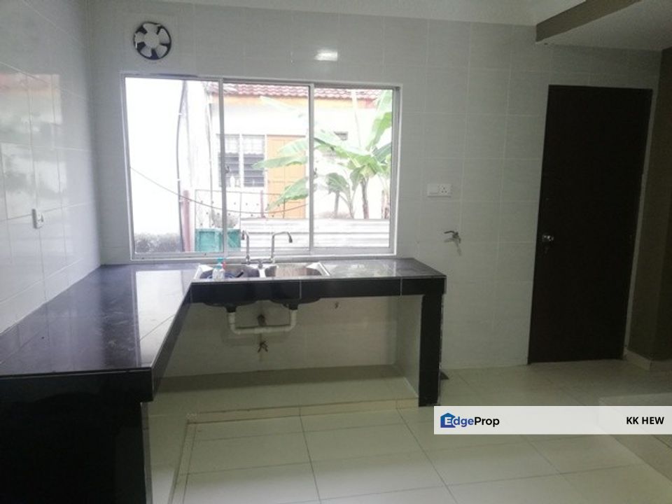 TAMAN JENARIS, KAJANG, SELANGOR 2 STOREY TERRACE HOUSE FOR SALE (RENOVATED), Selangor, Kajang