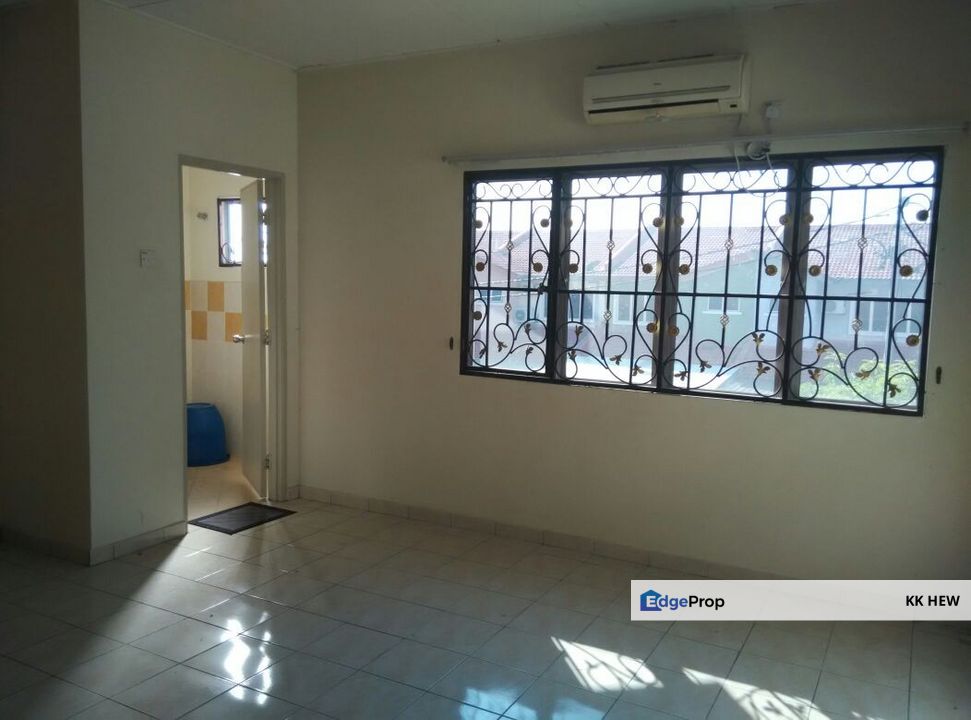 TAMAN HARMONI, SEMENYIH, SELANGOR 2 STOREY TERRACE HOUSE FOR SALE (BASIC UNIT), Selangor, Semenyih