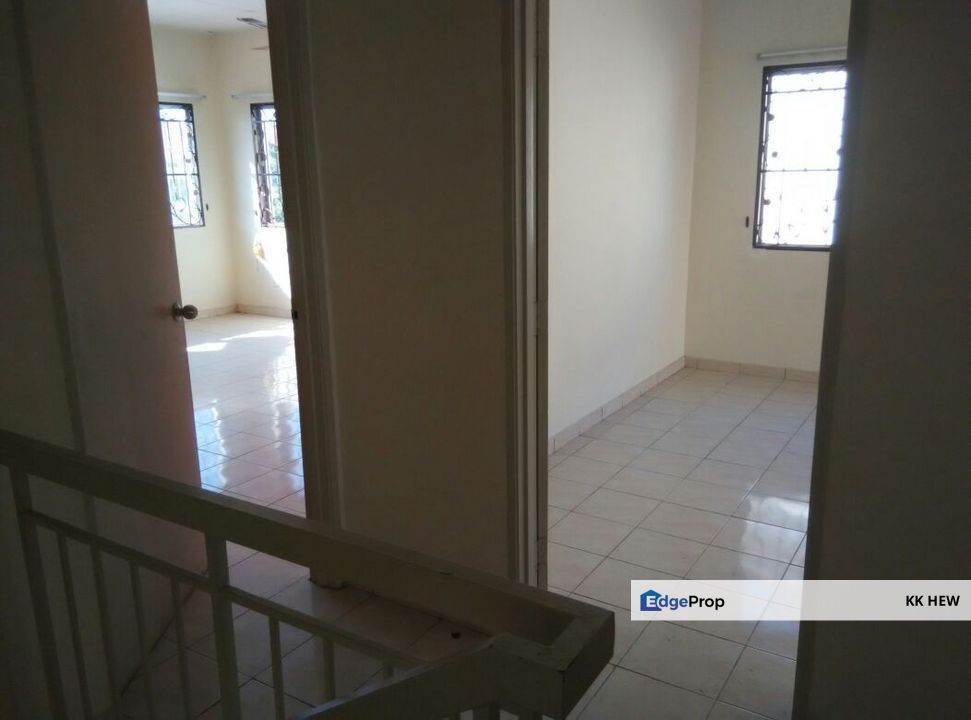 TAMAN HARMONI, SEMENYIH, SELANGOR 2 STOREY TERRACE HOUSE FOR SALE (BASIC UNIT), Selangor, Semenyih