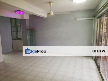 TAMAN KANTAN PERMAI, KAJANG, SELANGOR 2 STOREY TERRACE HOUSE FOR SALE (PARTIALLY FURNISHED), Selangor, Kajang