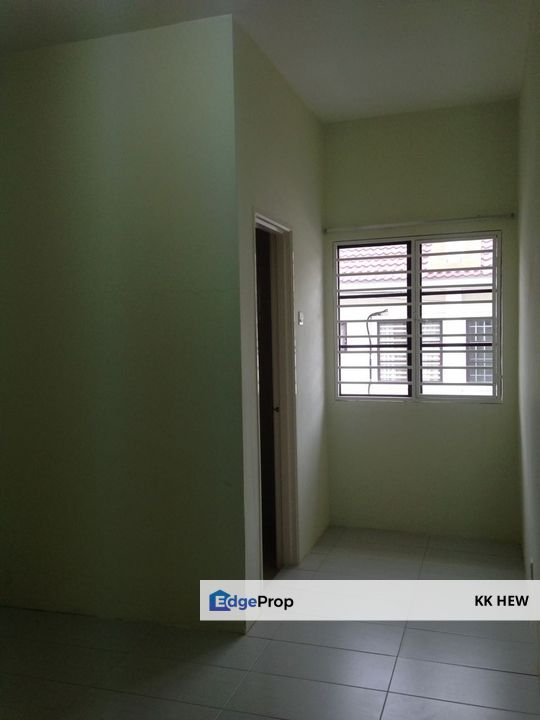TAMAN REKO MUTIARA, KAJANG, SELANGOR 2 STOREY TERRACE HOUSE FOR SALE RM550K, Selangor, Kajang