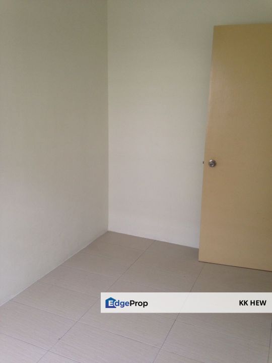TAMAN REKO MUTIARA, KAJANG, SELANGOR 2 STOREY TERRACE HOUSE FOR SALE RM550K, Selangor, Kajang