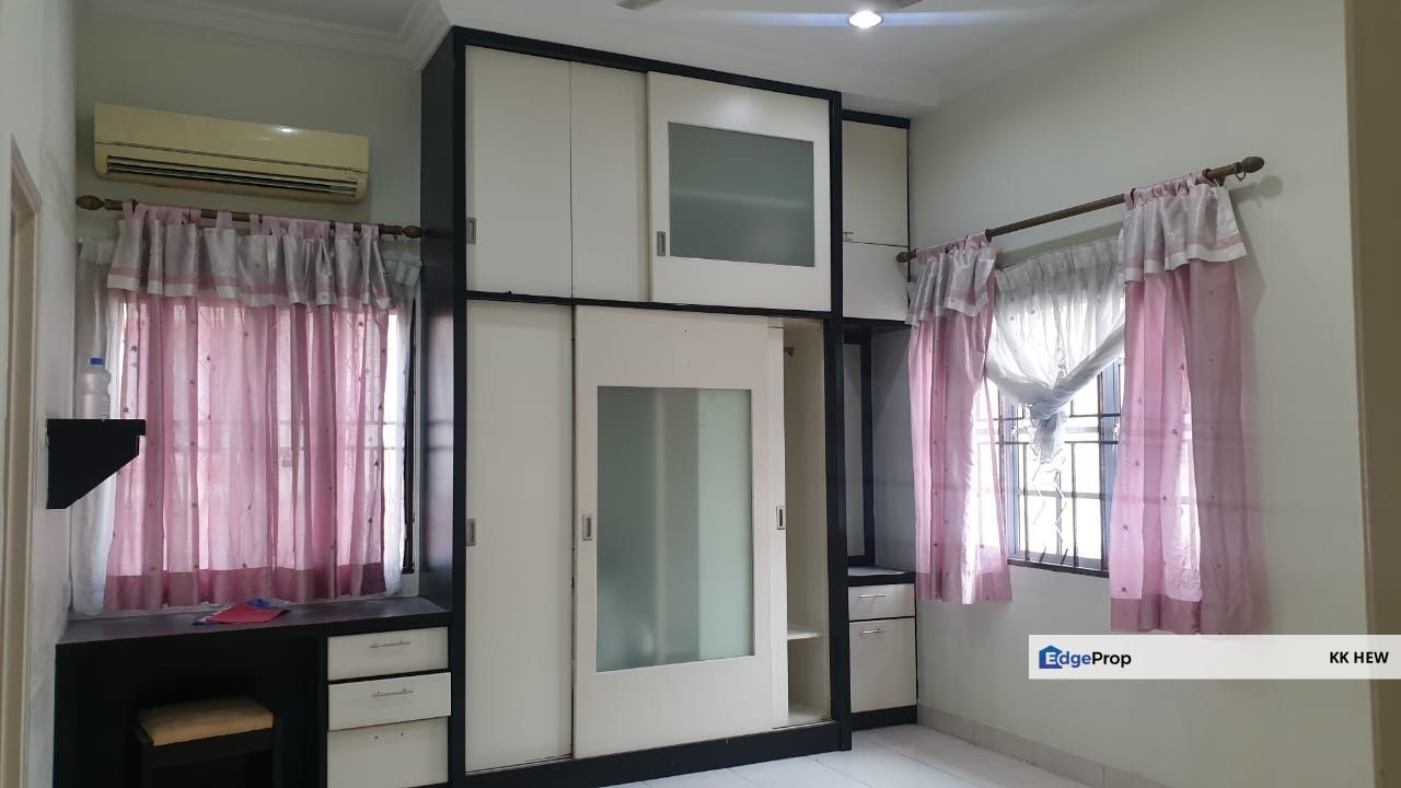 TAMAN SRI JELOK, KAJANG, SELANGOR 2 STOREY SEMI-D HOUSE FOR SALE, Selangor, Kajang
